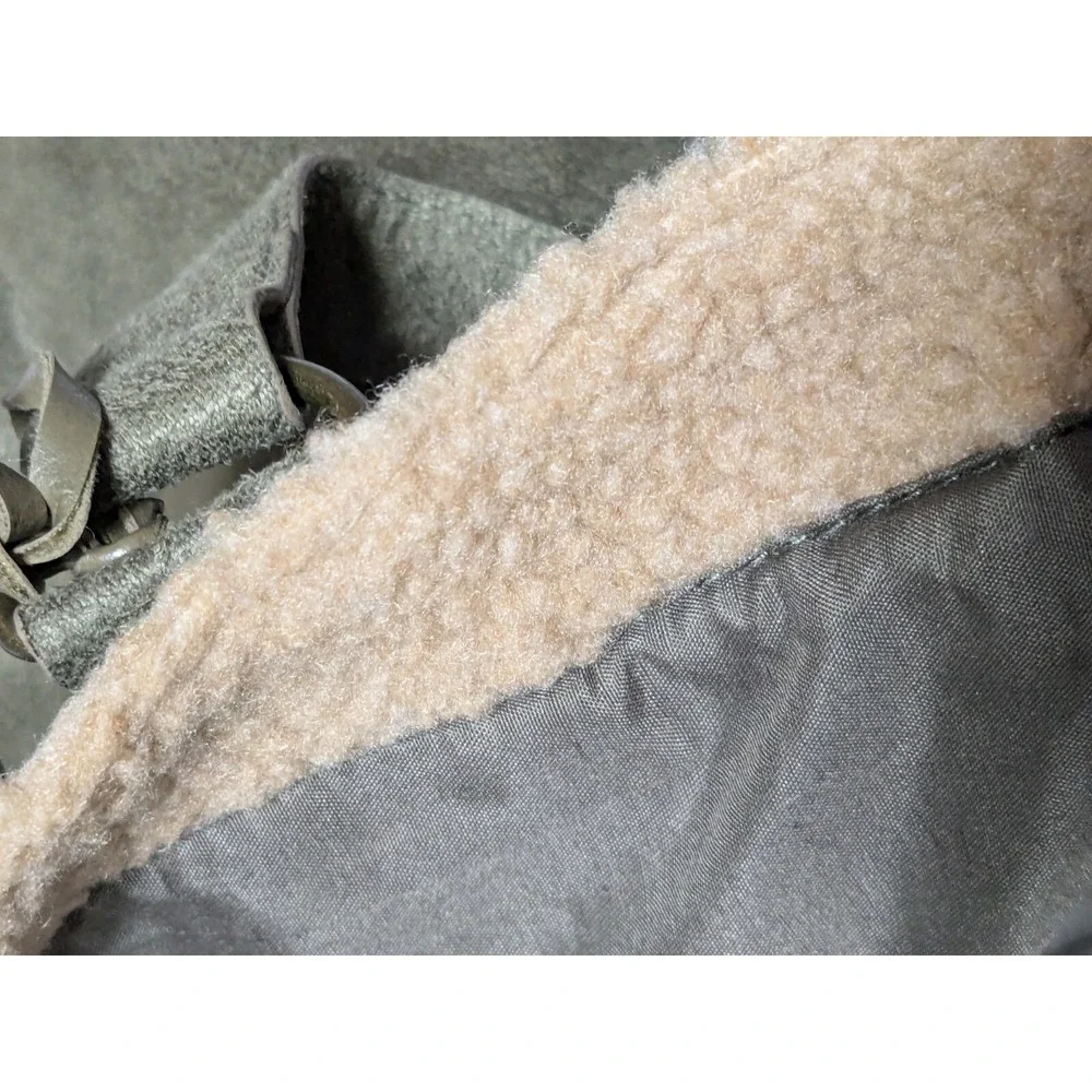 NEIMAN‎ MARCUS Women Green Faux Suede Faux Fur Trim Tote Bag